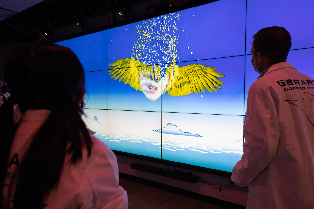 Hummingbird: Collaborative Virtual Reality for Tele-Immersive Interactive Theater