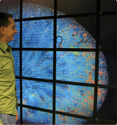 Distributed Volume Rendering for Scalable High-Resolution Display Arrays