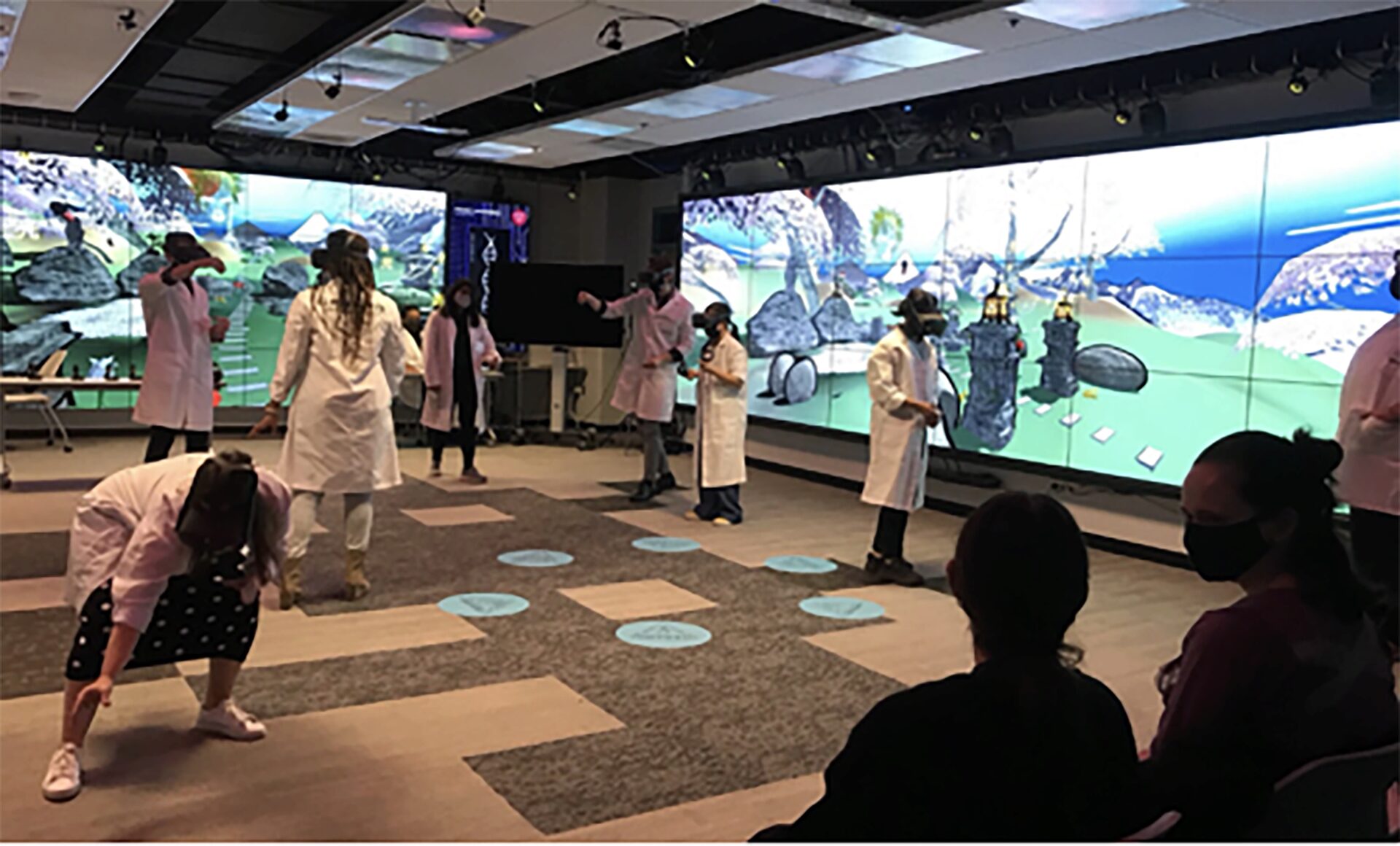 <i>Hummingbird</i>: Live Theater Adventure Empowering Collaboration in Virtual Reality