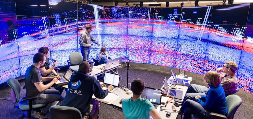 Parallel Processing and Immersive Visualization of Sonar Point Clouds