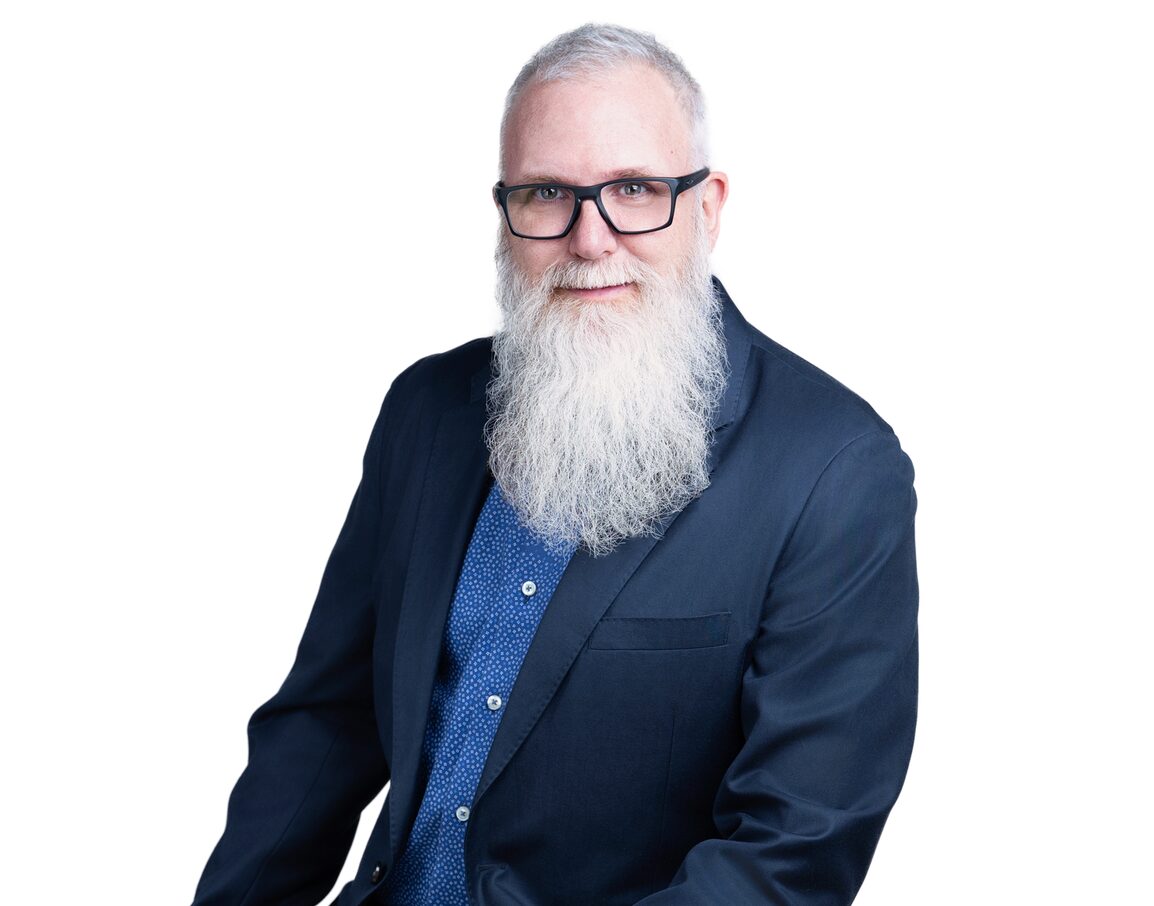 UIC CS William McCulloch Professor Mike Papka speaking at TEDxChicago 2024