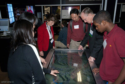 Chicago programs teach collaboration as the newest trend in gaming